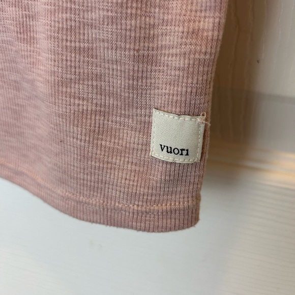 VUORI CROP TANK TOP - Picture 3 of 5